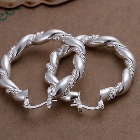 NEW Stamped 925 Sterling Silver Earrings - Picture 3 of 3